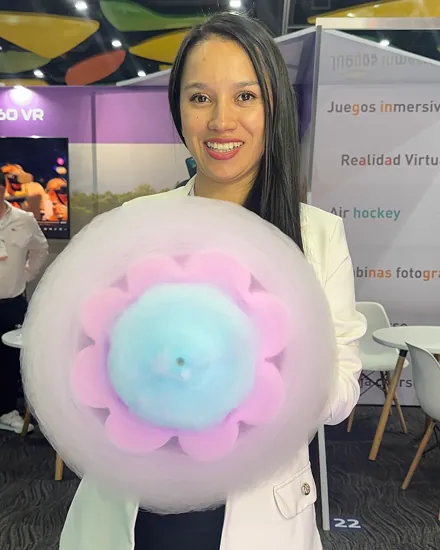 Sweet Robo Cotton Candy Robot in action