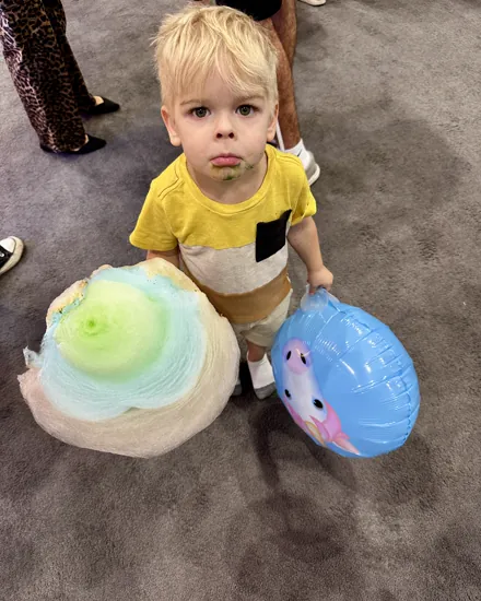 Sweet Robo Cotton Candy Robot in action