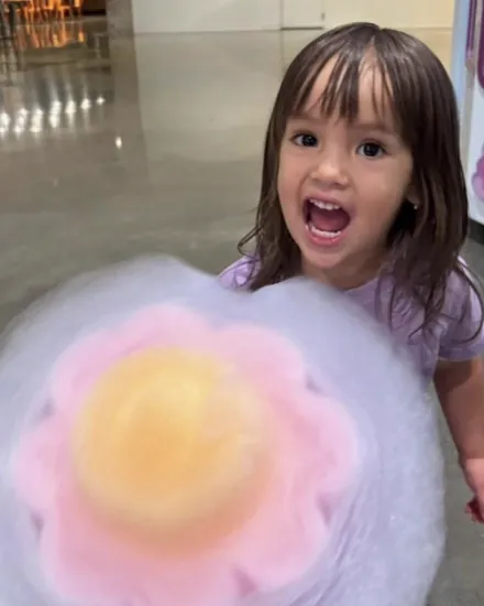Sweet Robo Cotton Candy Robot in action