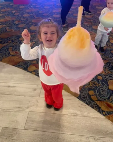 Sweet Robo Cotton Candy Robot in action
